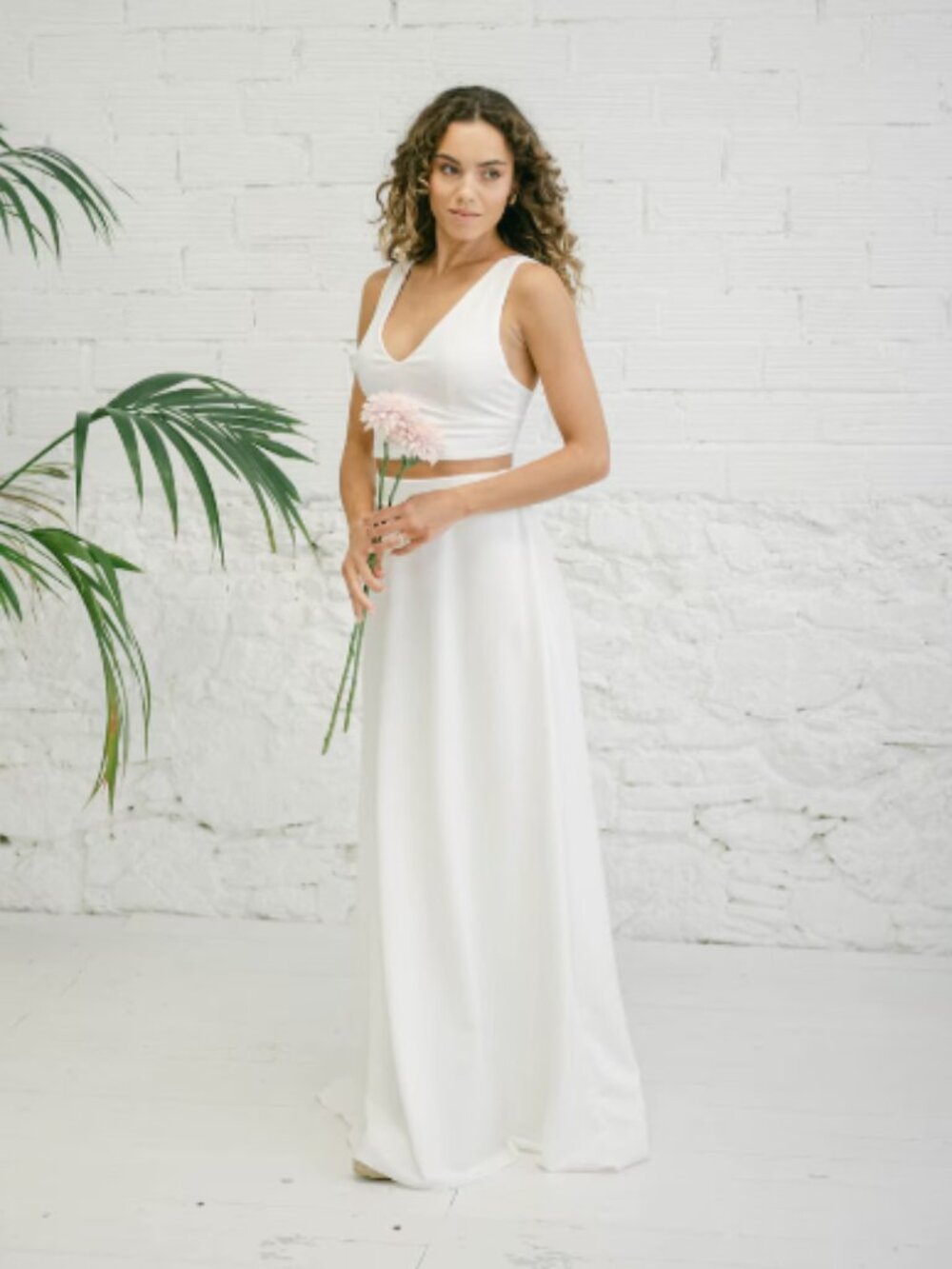 Elegant White A-Line Maxi Skirt - Classic Bridal Silhouette